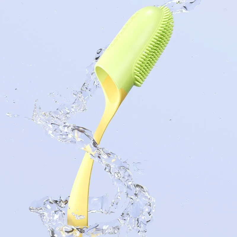 SiliconeSmile Pet Toothbrush Kit: Finger Wrap for Cats and Dogs - The Nevermore Pet Health Products